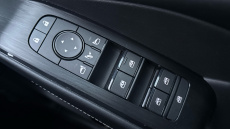 Nissan Qashqai 1.3 DiG-T MH N-Connecta 5dr Petrol Hatchback